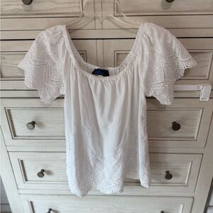 Elegant White Romantic Lace Blouse
All White Party Top